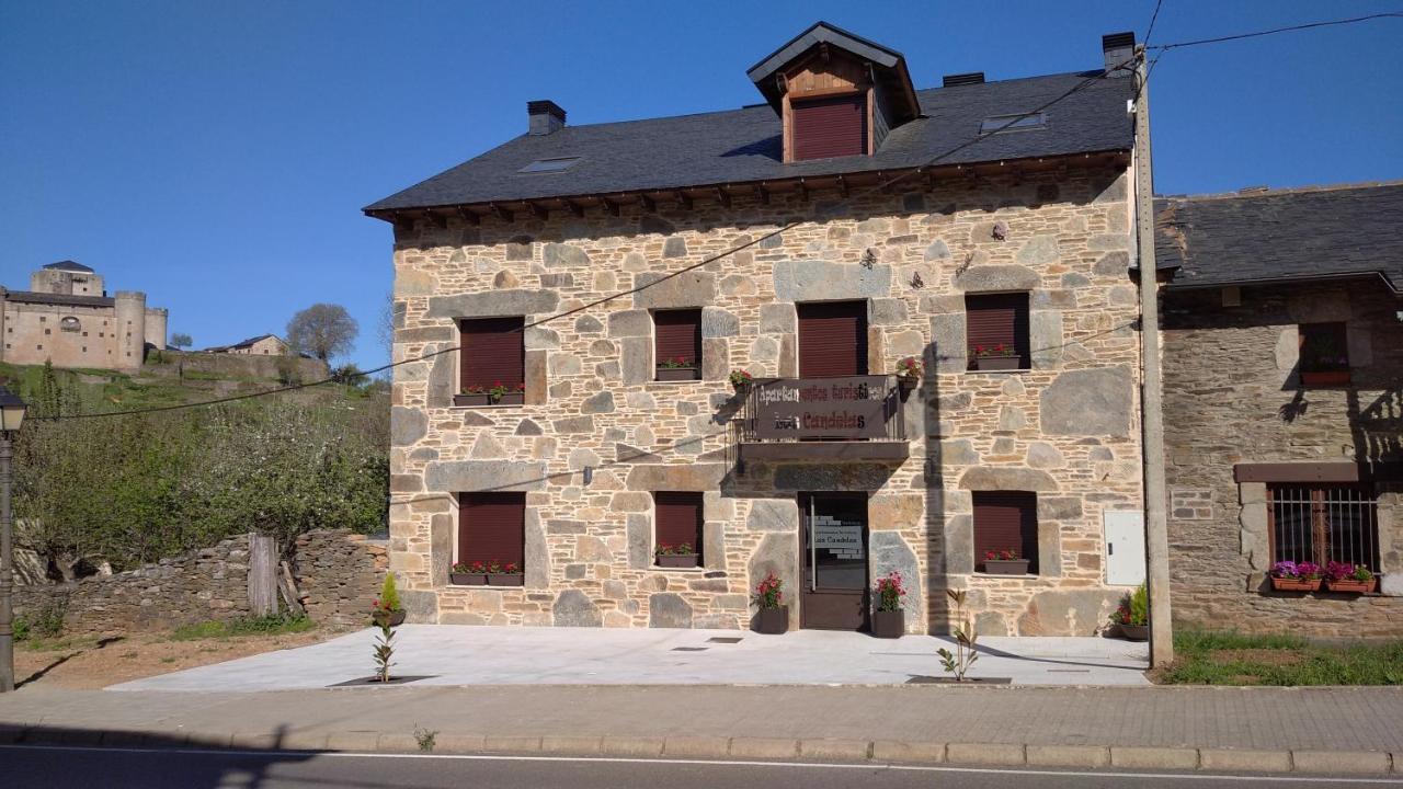 Apartamentos Turisticos Las Candelas Puebla de Sanabria Exterior photo